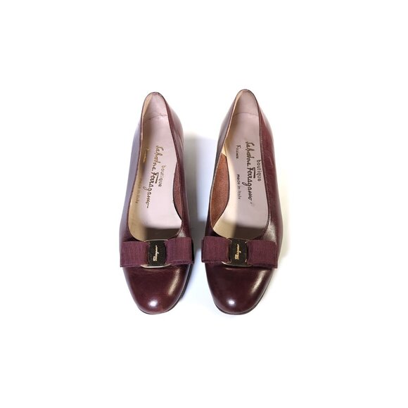VTG Salvatore Ferragamo Boutique Vara Bow Low Pumps Bordeaux Womens Size 7 - Picture 1 of 8